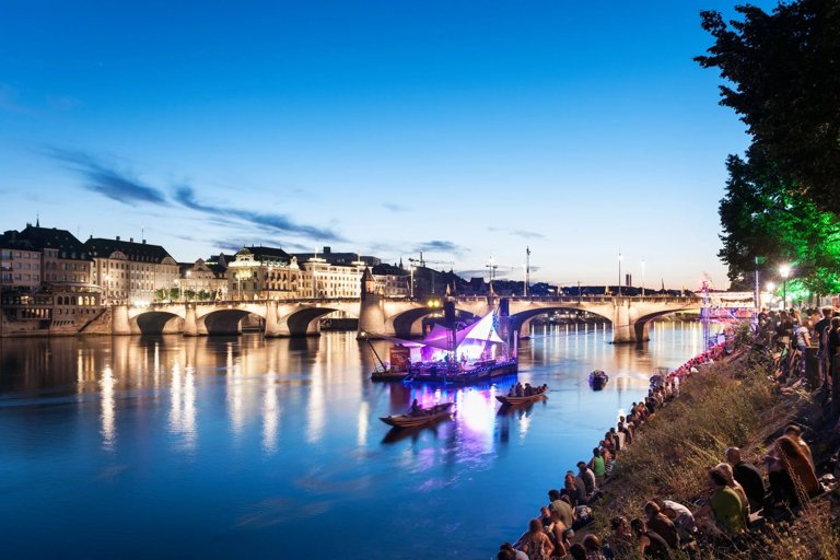 Neues Kunstfestival belebt das Rheinufer in Basel